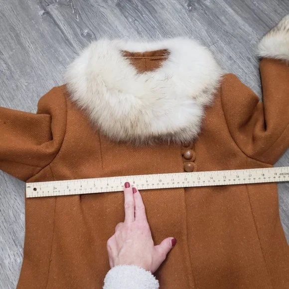 Fur Trimmed Women's Coat Suede - Picture 14 of 16